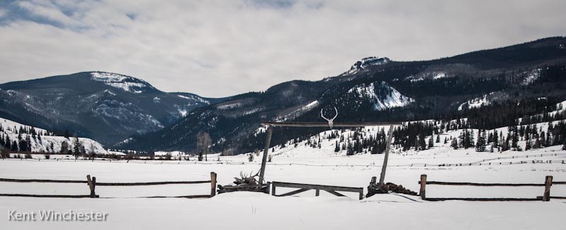 Winter scene at 4UR Colorado Family Guest Ranch.