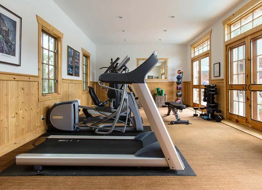 Exercise room at 4UR Ranch